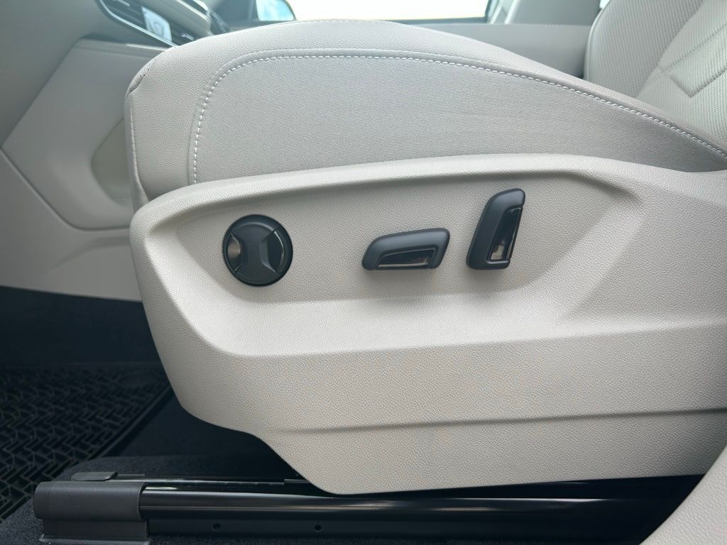 2025 Volkswagen Atlas 2.0T SE w/Technology Tampa FL