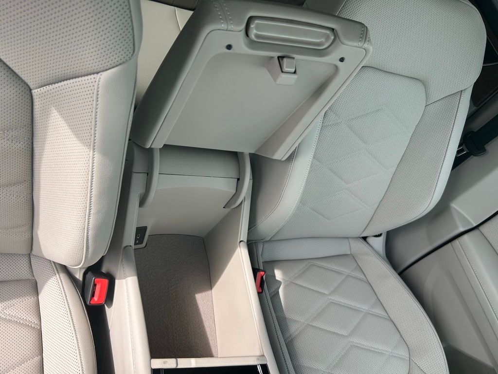 2025 Volkswagen Atlas 2.0T SE w/Technology Tampa FL