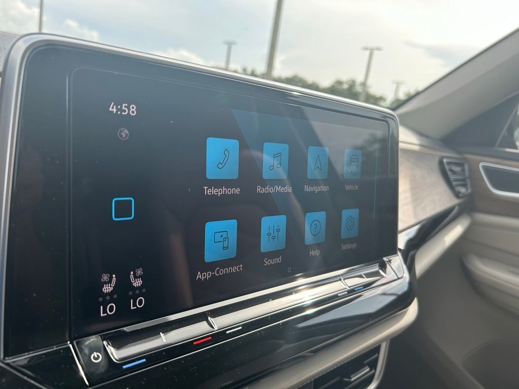 2025 Volkswagen Atlas 2.0T SE w/Technology Tampa FL