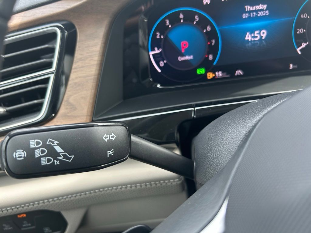 2025 Volkswagen Atlas 2.0T SE w/Technology Tampa FL
