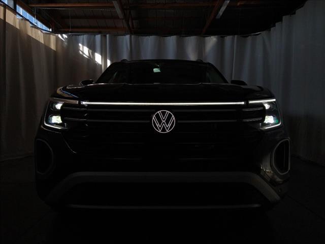 2025 Volkswagen Atlas 2.0T SEL Oshkosh WI