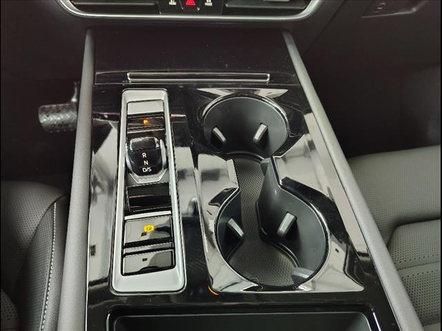 2025 Volkswagen Atlas 2.0T SEL Oshkosh WI