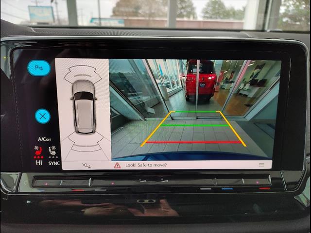 2025 Volkswagen Atlas 2.0T SEL Oshkosh WI