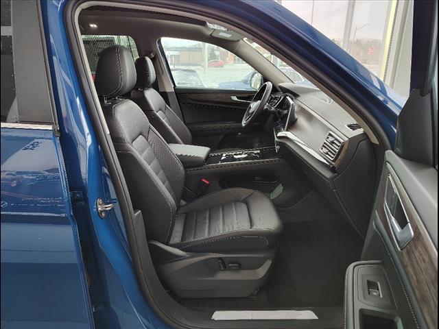 2025 Volkswagen Atlas 2.0T SEL Oshkosh WI