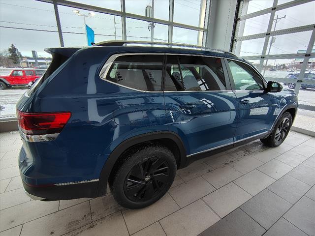 2025 Volkswagen Atlas 2.0T SEL Oshkosh WI