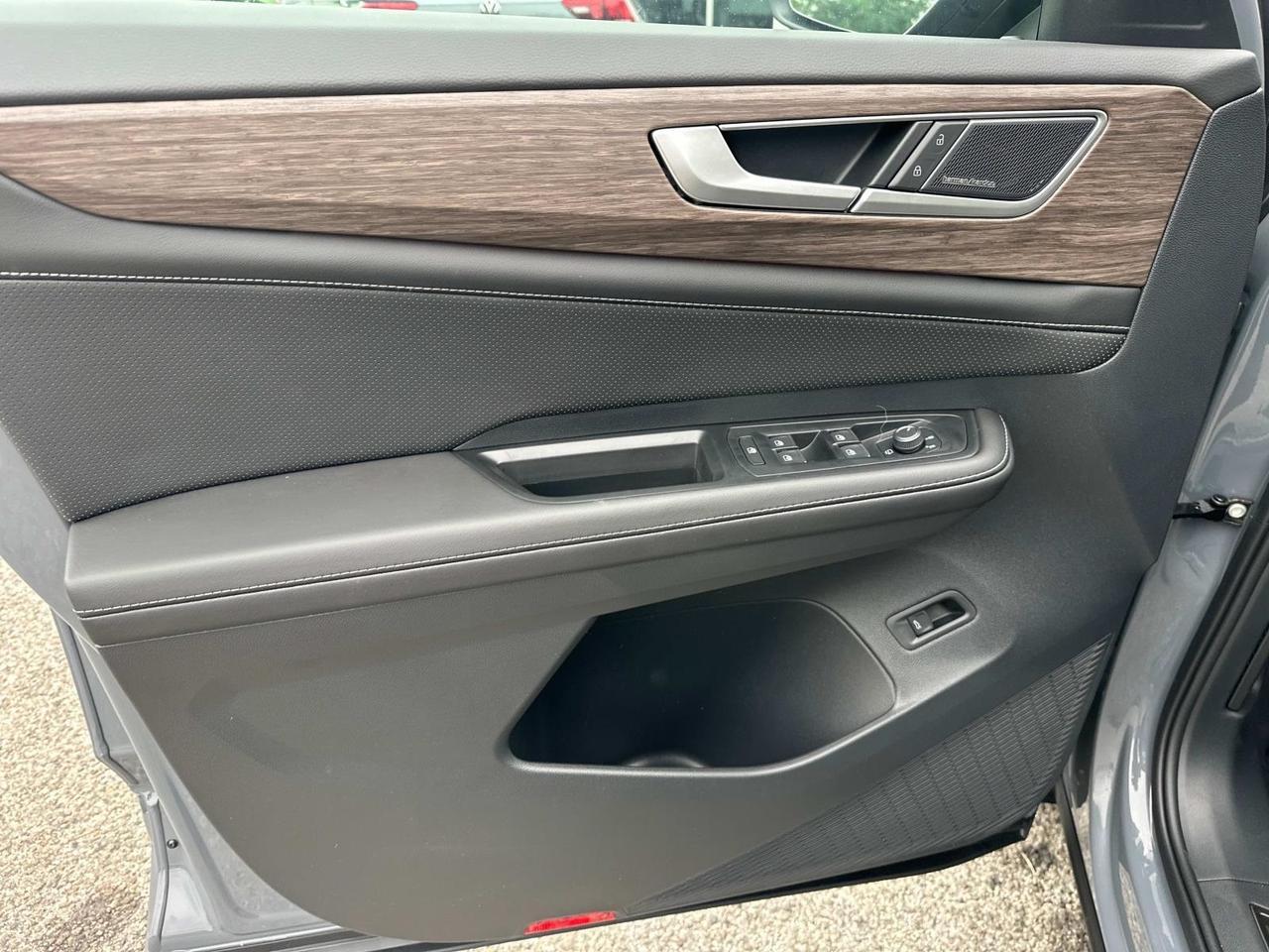 2025 Volkswagen Atlas 2.0T SEL Premium R-Line Woodbridge VA