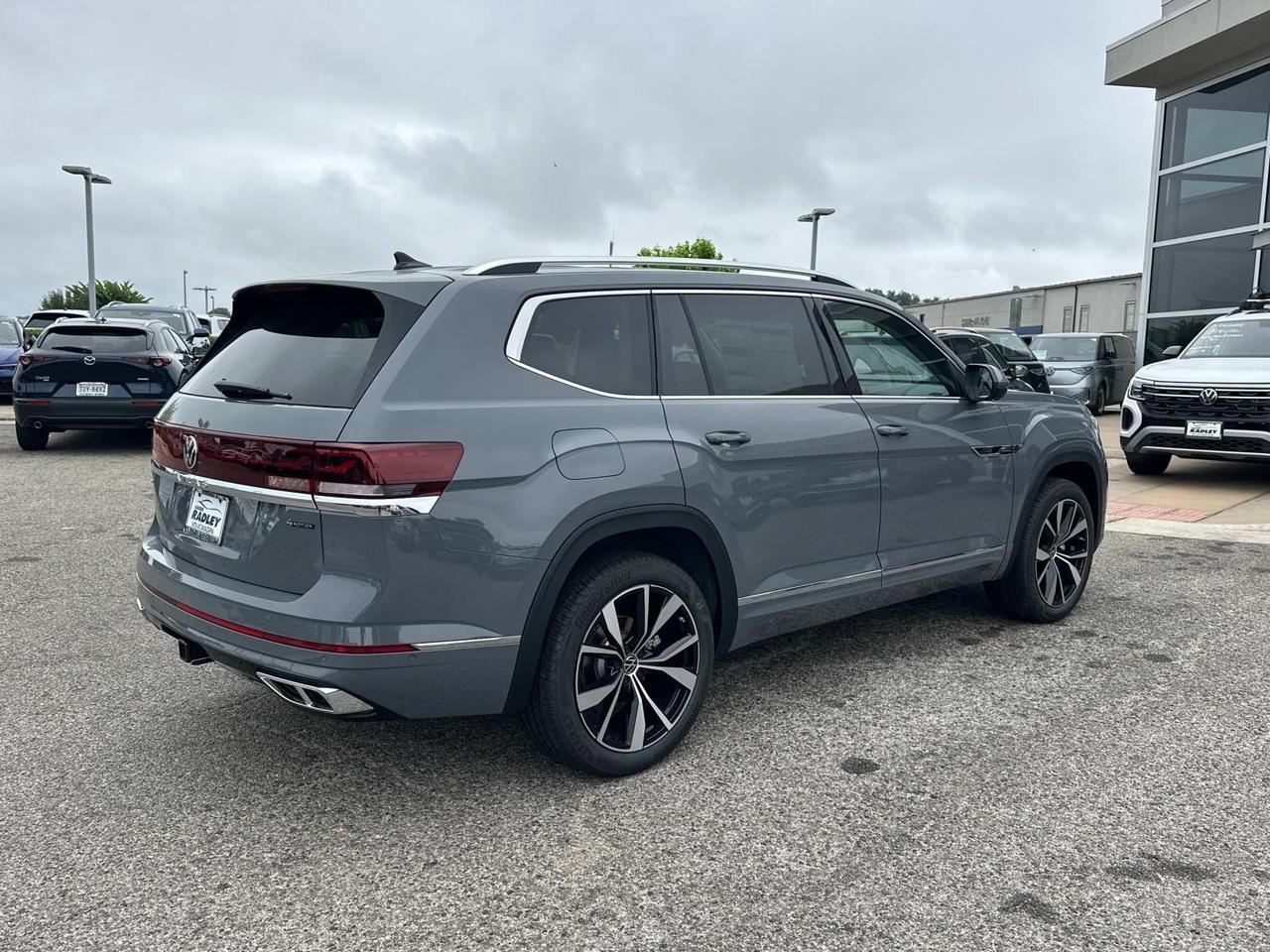 2025 Volkswagen Atlas 2.0T SEL Premium R-Line Woodbridge VA