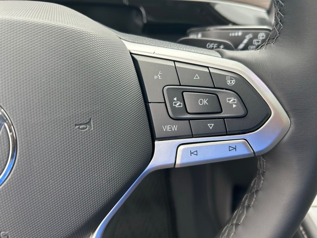 2025 Volkswagen Atlas 2.0T SEL Premium R-Line Tampa FL