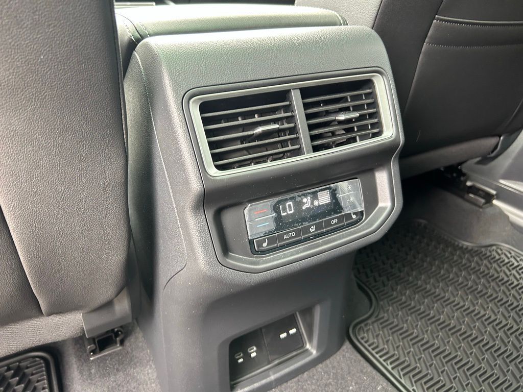2025 Volkswagen Atlas 2.0T SEL Premium R-Line Tampa FL