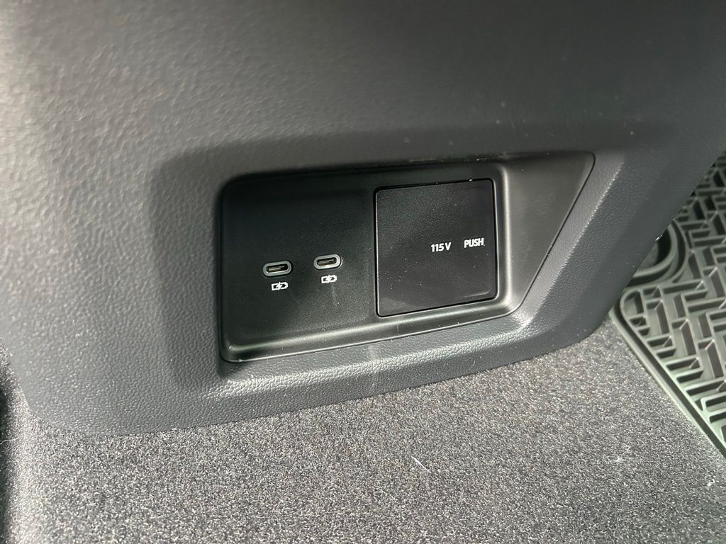 2025 Volkswagen Atlas 2.0T SEL Premium R-Line Tampa FL
