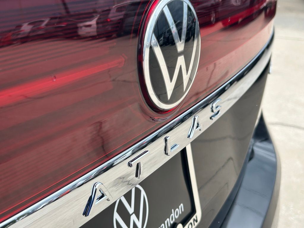2025 Volkswagen Atlas 2.0T SEL Premium R-Line Tampa FL