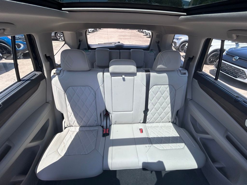 2025 Volkswagen Atlas 2.0T SEL Premium R-Line Tampa FL