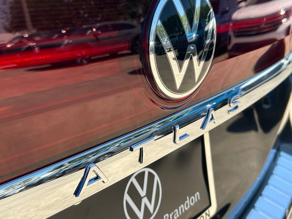 2025 Volkswagen Atlas 2.0T SEL Premium R-Line Tampa FL