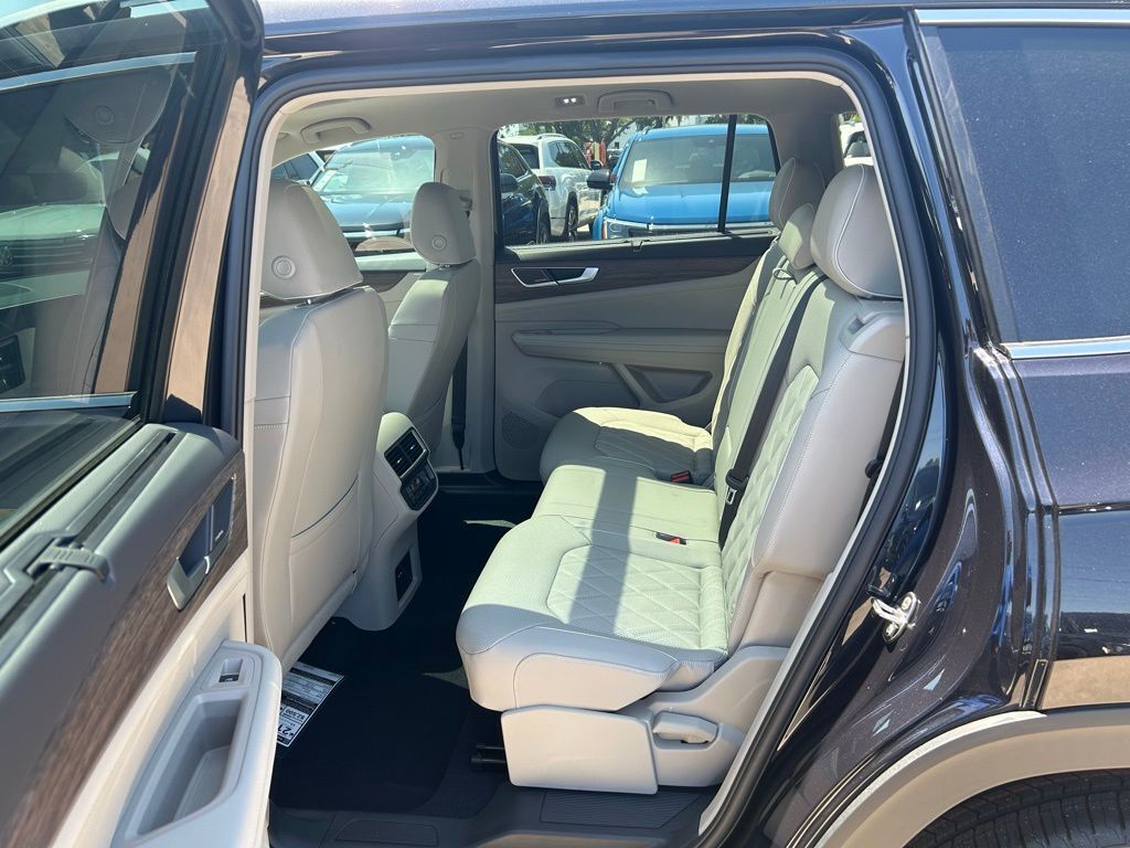 2025 Volkswagen Atlas 2.0T SEL Premium R-Line Tampa FL