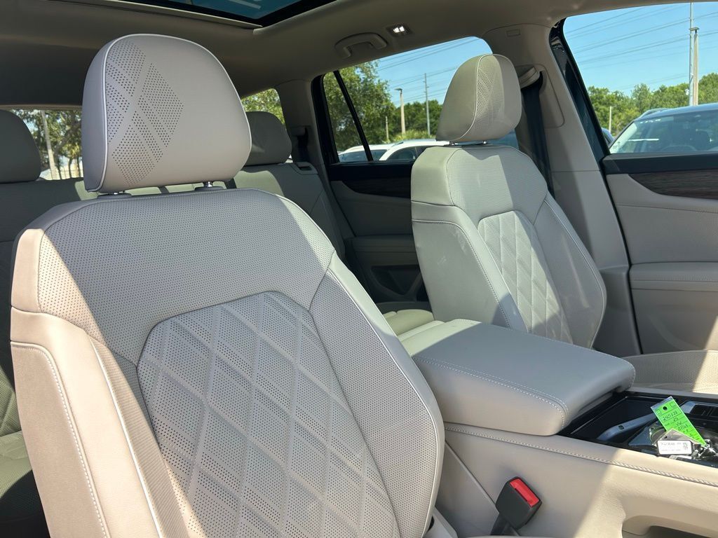 2025 Volkswagen Atlas 2.0T SEL Premium R-Line Tampa FL