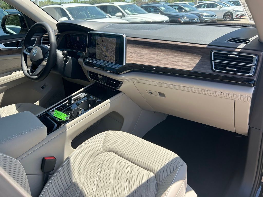 2025 Volkswagen Atlas 2.0T SEL Premium R-Line Tampa FL