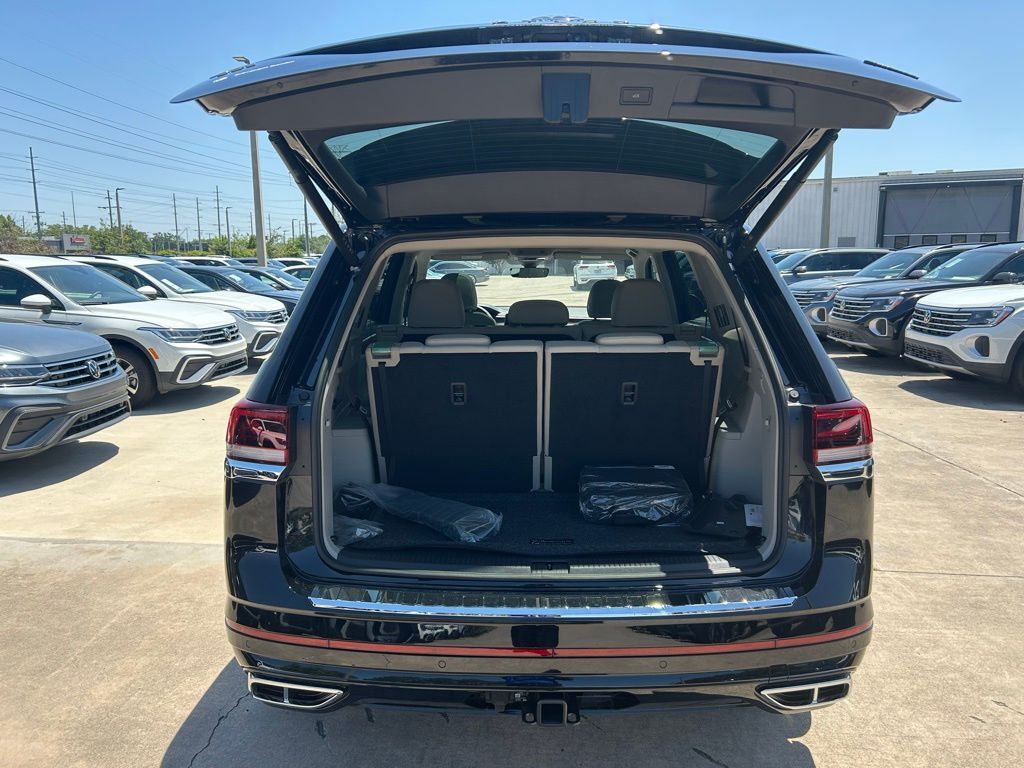 2025 Volkswagen Atlas 2.0T SEL Premium R-Line Tampa FL