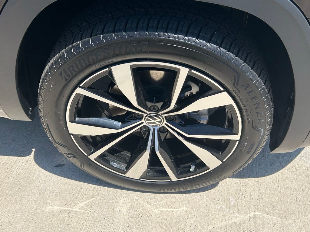 2025 Volkswagen Atlas 2.0T SEL Premium R-Line Tampa FL