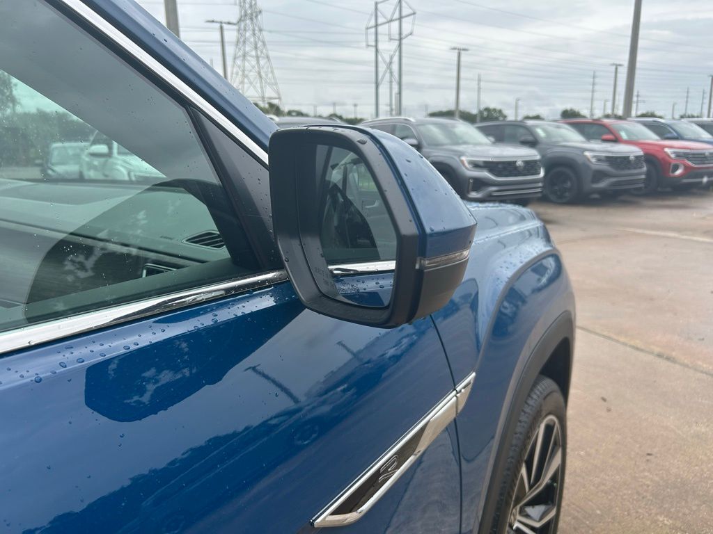 2025 Volkswagen Atlas 2.0T SEL Premium R-Line Tampa FL