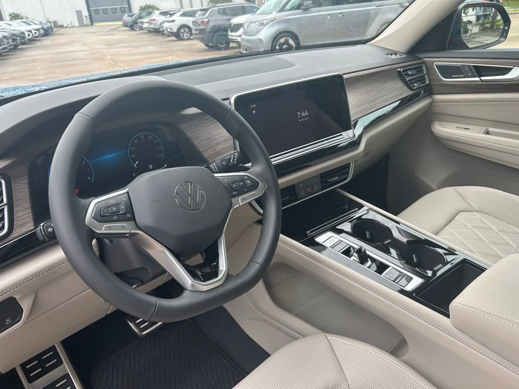 2025 Volkswagen Atlas 2.0T SEL Premium R-Line Tampa FL