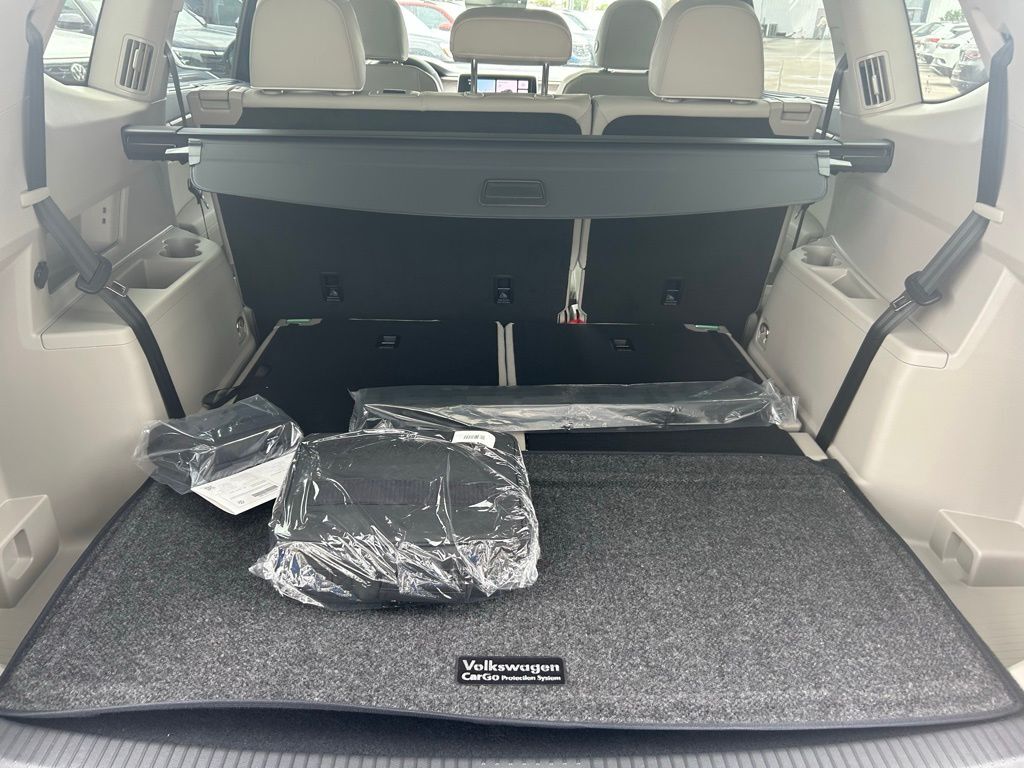 2025 Volkswagen Atlas 2.0T SEL Premium R-Line Tampa FL