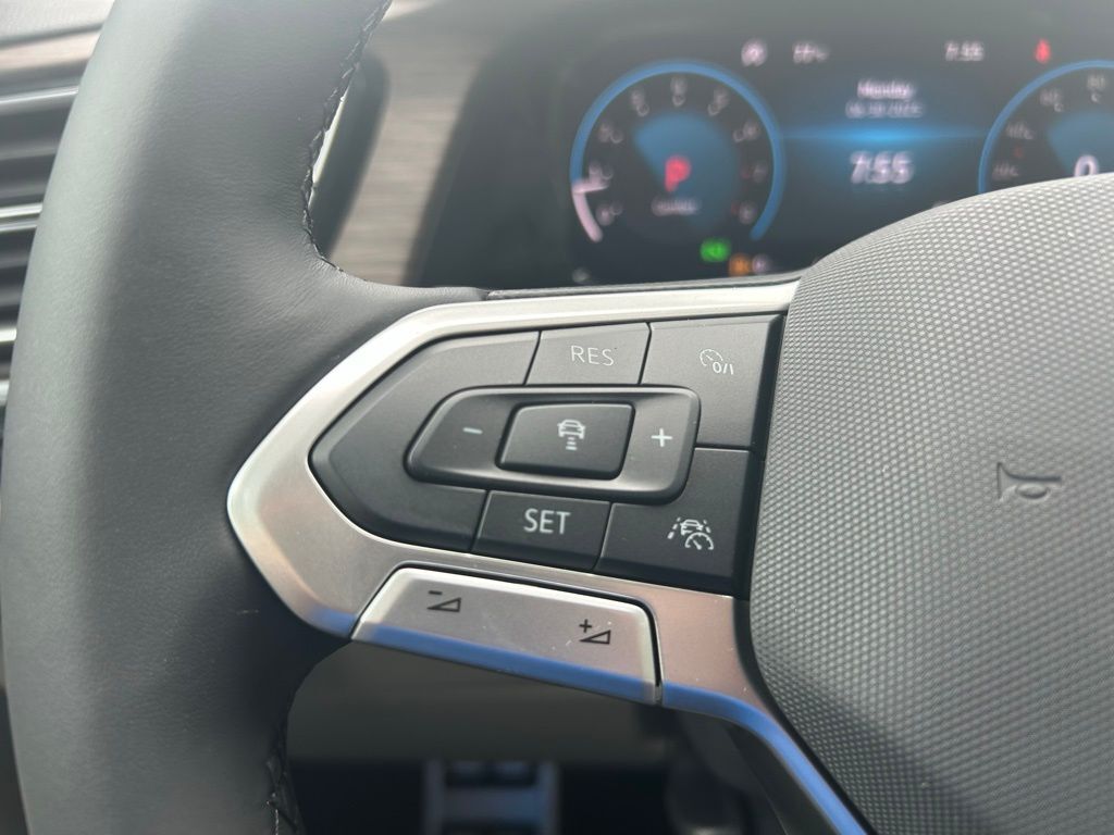 2025 Volkswagen Atlas 2.0T SEL Premium R-Line Tampa FL