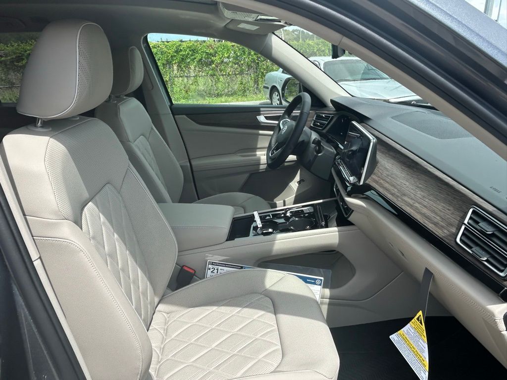 2025 Volkswagen Atlas 2.0T SEL Premium R-Line Tampa FL