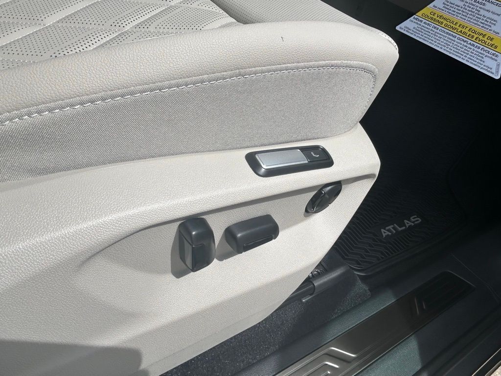 2025 Volkswagen Atlas 2.0T SEL Premium R-Line Tampa FL
