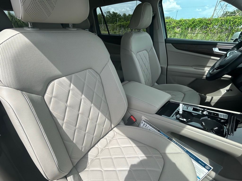 2025 Volkswagen Atlas 2.0T SEL Premium R-Line Tampa FL