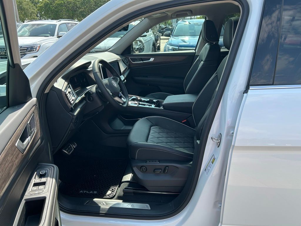 2025 Volkswagen Atlas 2.0T SEL Premium R-Line Tampa FL