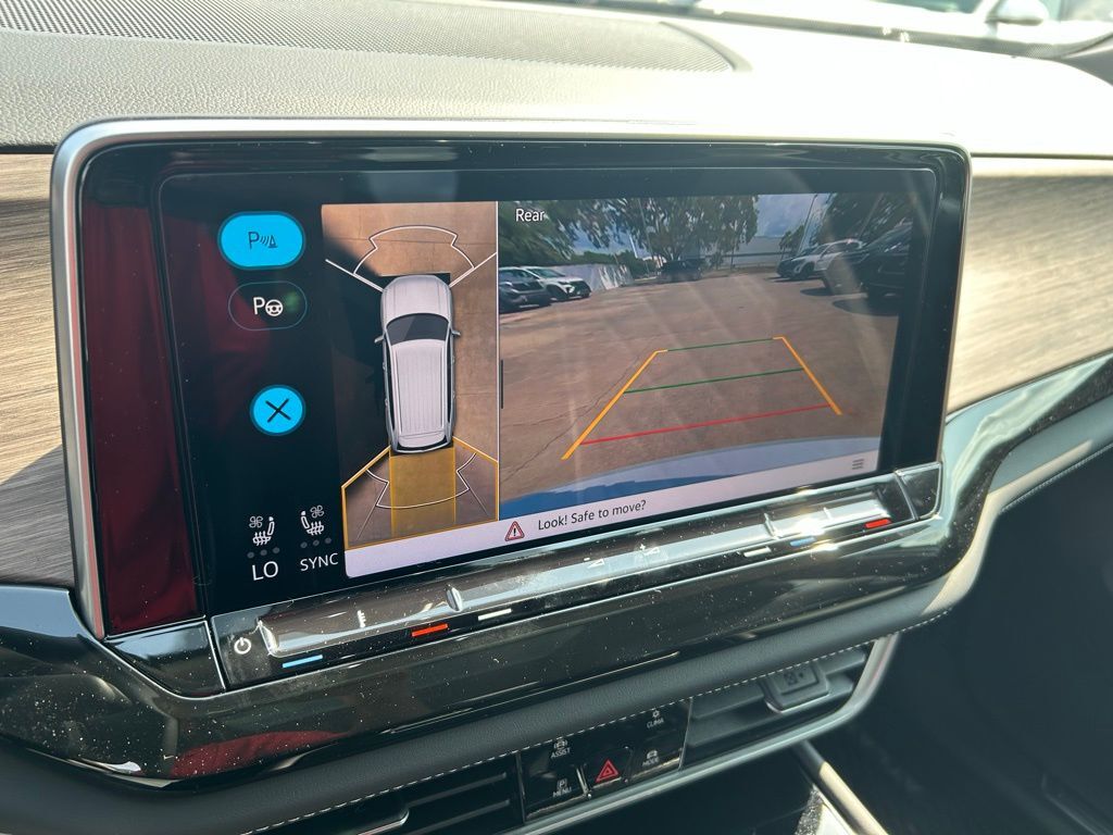 2025 Volkswagen Atlas 2.0T SEL Premium R-Line Tampa FL