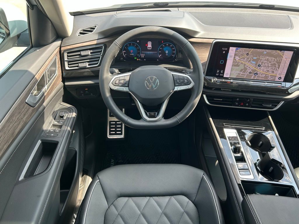 2025 Volkswagen Atlas 2.0T SEL Premium R-Line Tampa FL