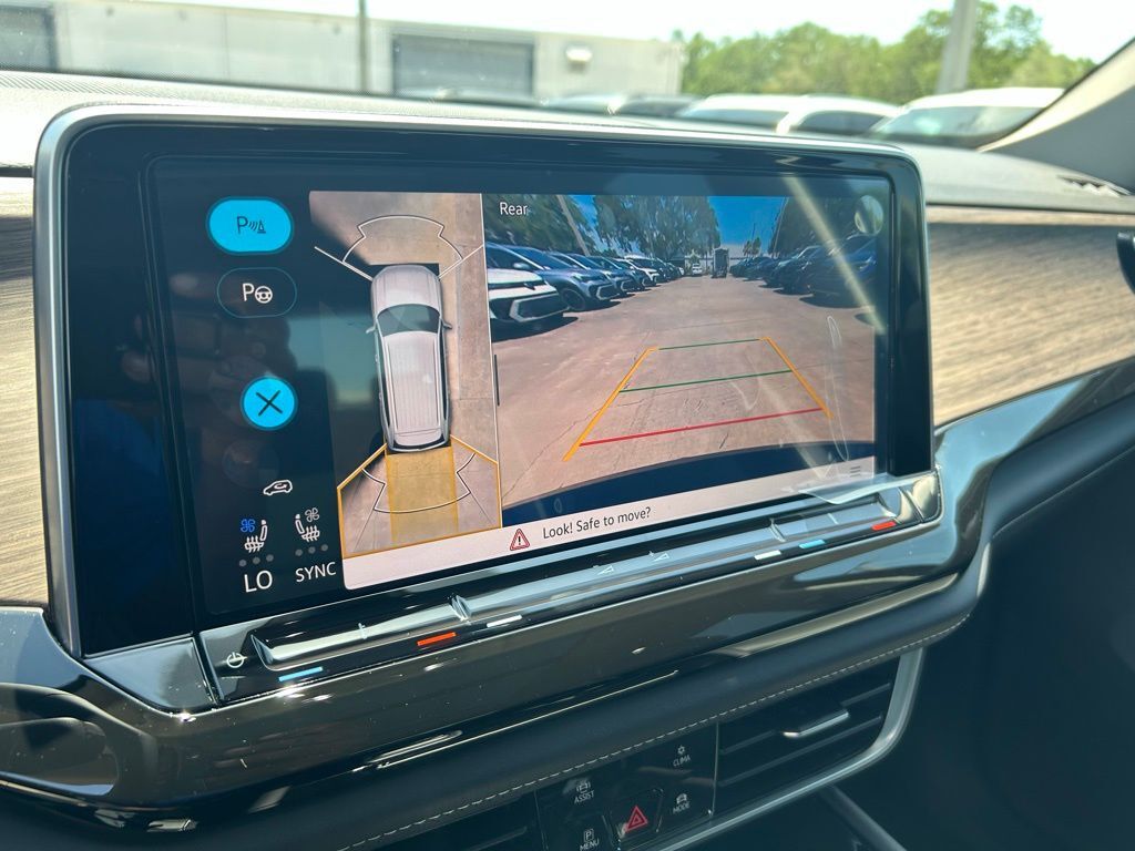 2025 Volkswagen Atlas 2.0T SEL Premium R-Line Tampa FL