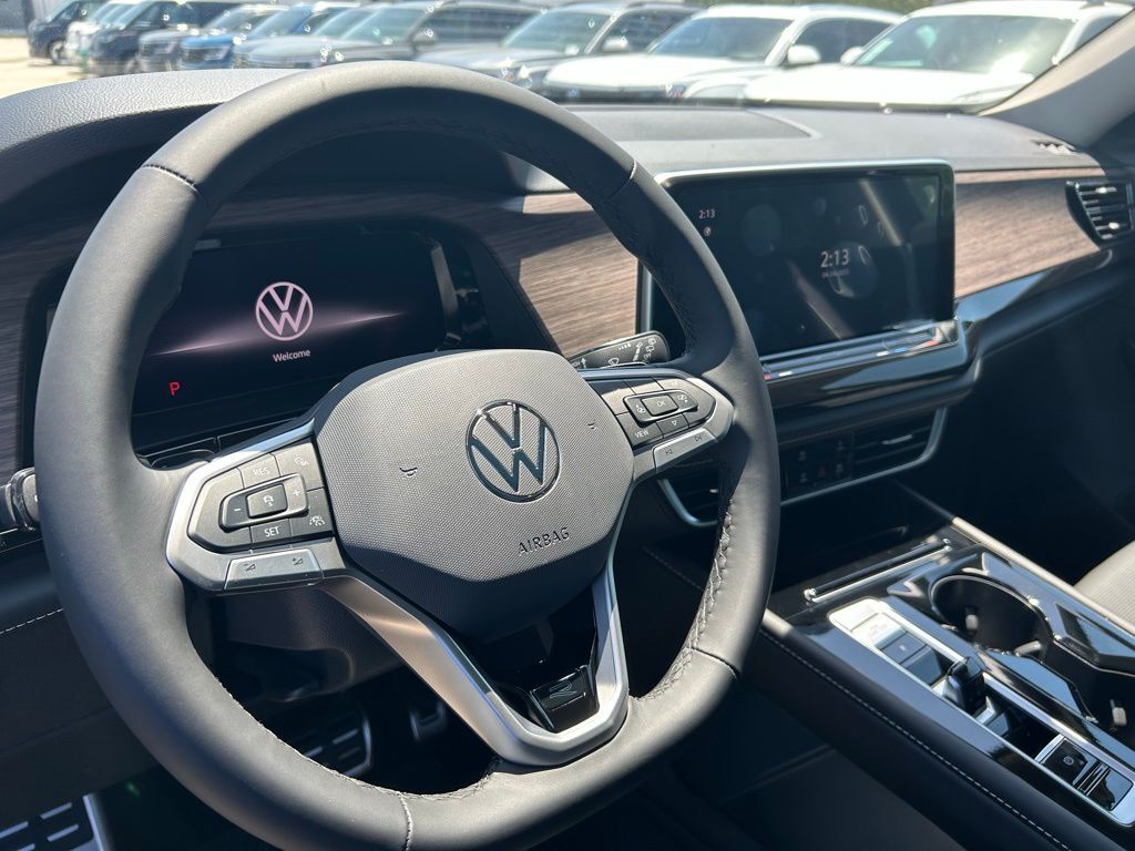 2025 Volkswagen Atlas 2.0T SEL Premium R-Line Tampa FL