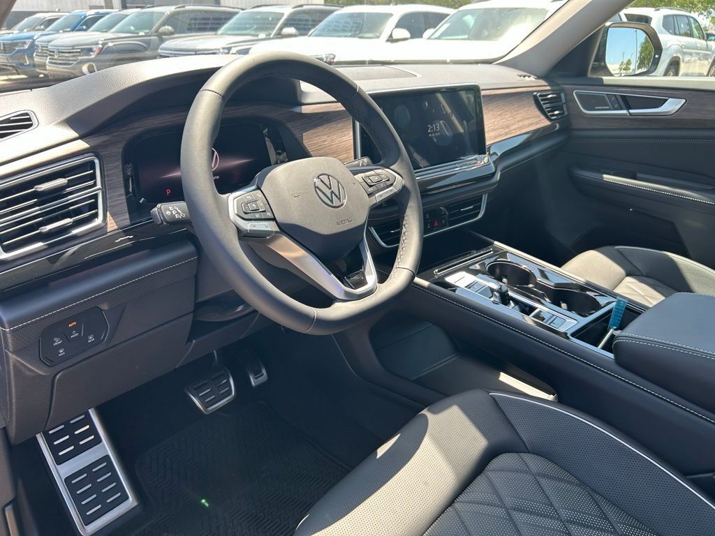 2025 Volkswagen Atlas 2.0T SEL Premium R-Line Tampa FL