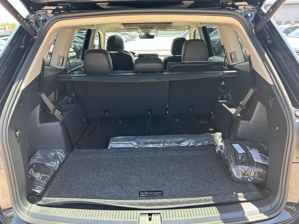 2025 Volkswagen Atlas 2.0T SEL Premium R-Line Tampa FL