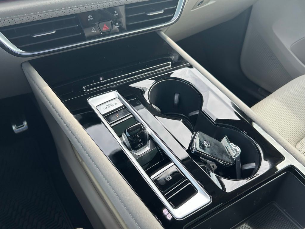 2025 Volkswagen Atlas 2.0T SEL Premium R-Line Tampa FL