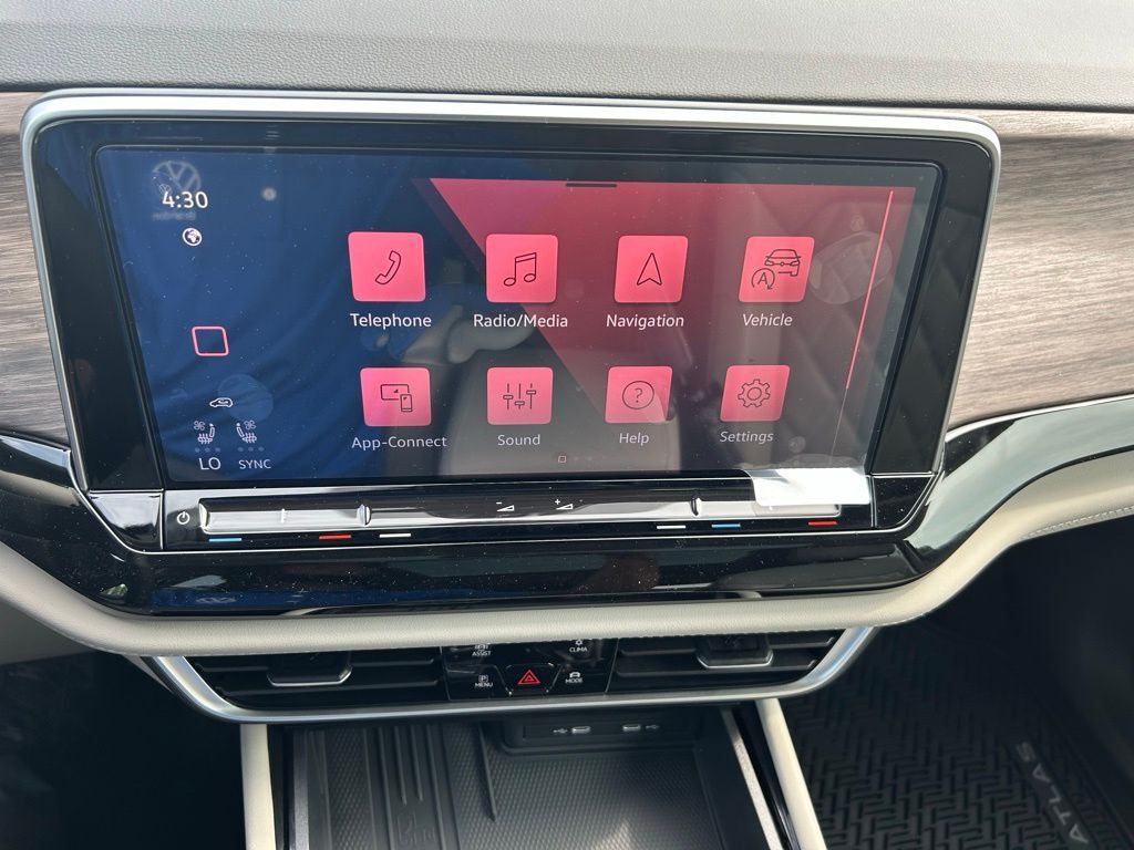2025 Volkswagen Atlas 2.0T SEL Premium R-Line Tampa FL
