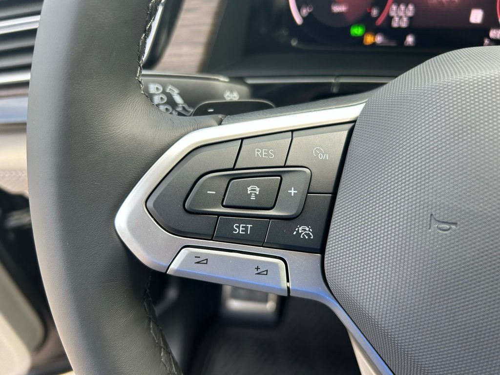 2025 Volkswagen Atlas 2.0T SEL Premium R-Line Tampa FL
