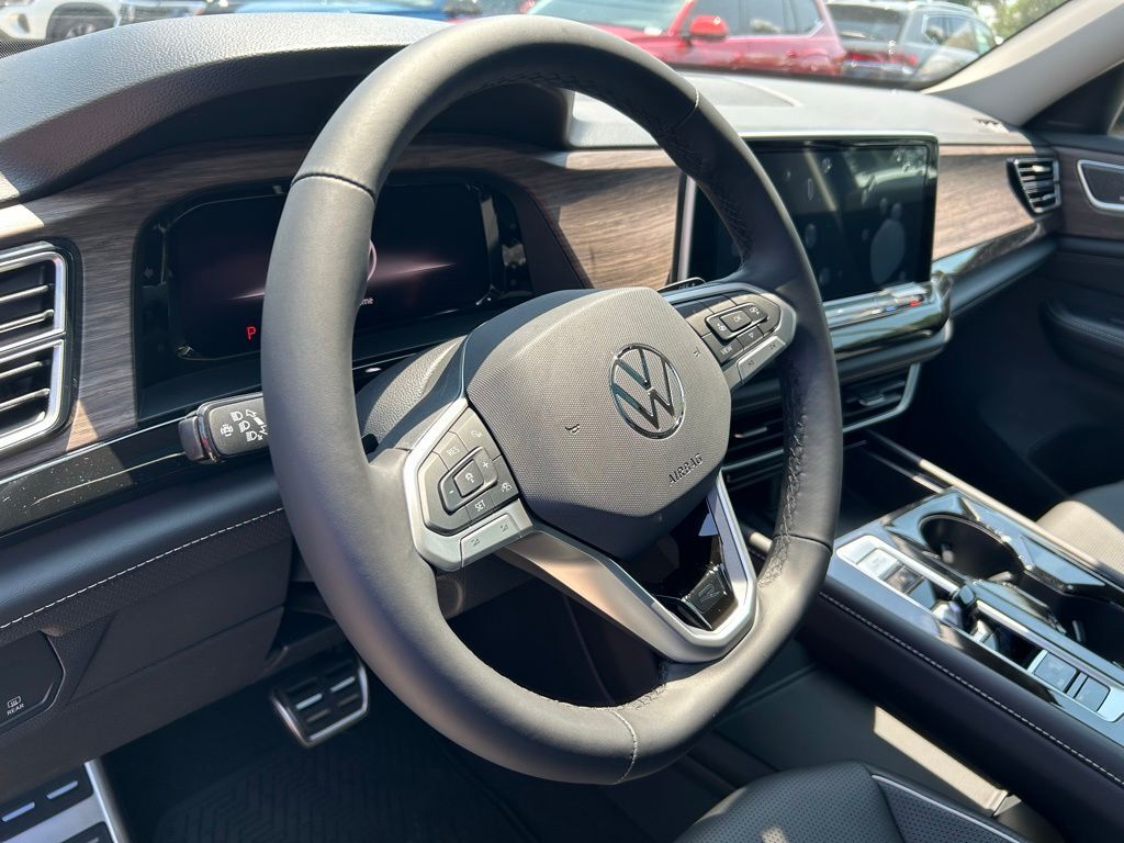 2025 Volkswagen Atlas 2.0T SEL Premium R-Line Tampa FL