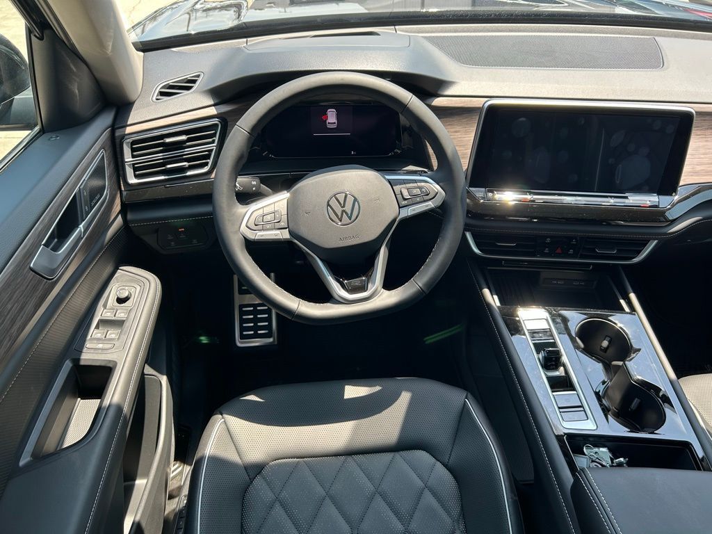 2025 Volkswagen Atlas 2.0T SEL Premium R-Line Tampa FL