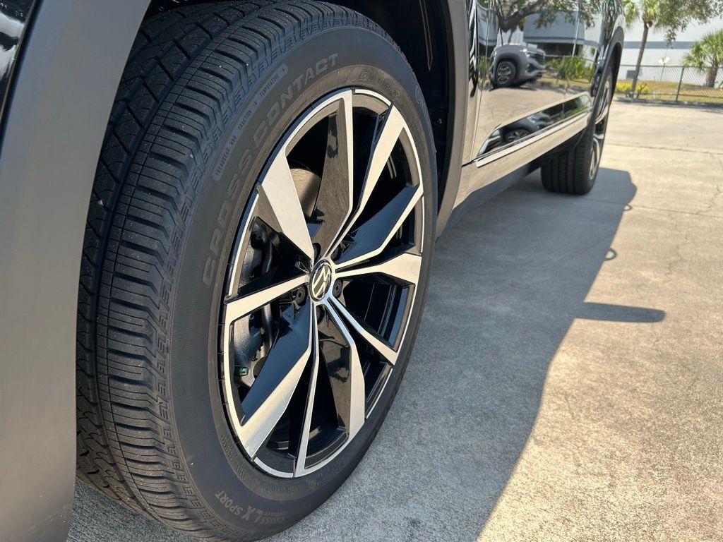 2025 Volkswagen Atlas 2.0T SEL Premium R-Line Tampa FL