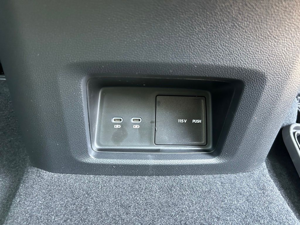2025 Volkswagen Atlas 2.0T SEL Premium R-Line Tampa FL