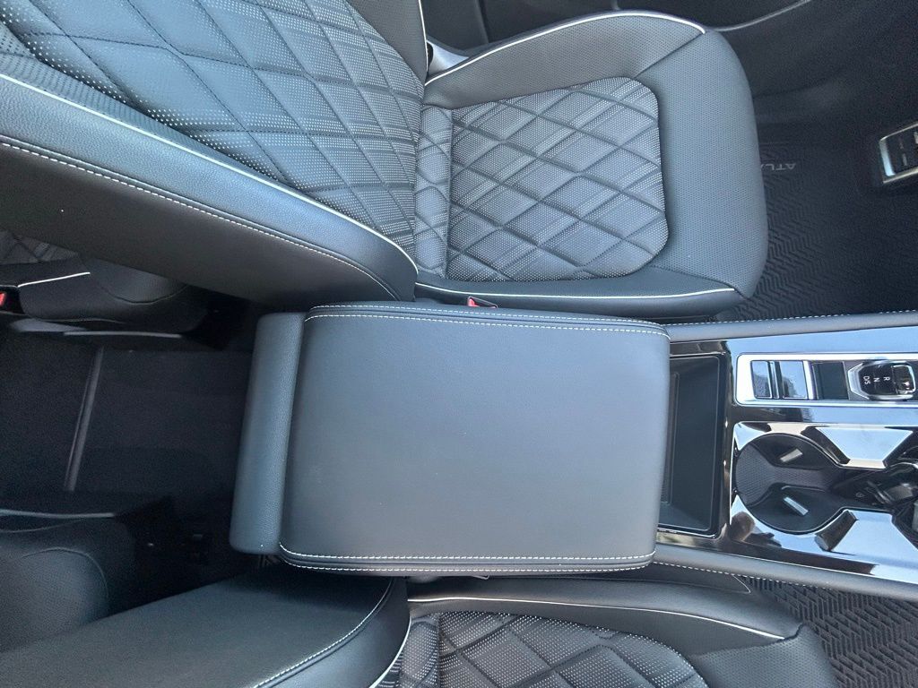 2025 Volkswagen Atlas 2.0T SEL Premium R-Line Tampa FL