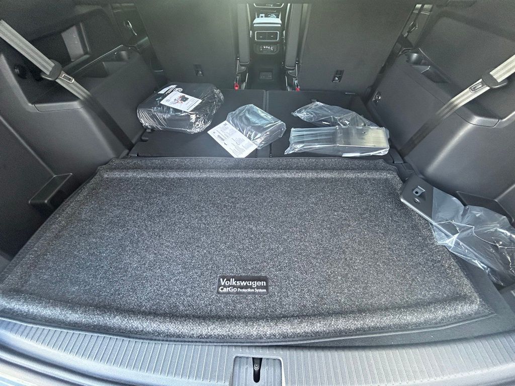 2025 Volkswagen Atlas 2.0T SEL Premium R-Line Tampa FL