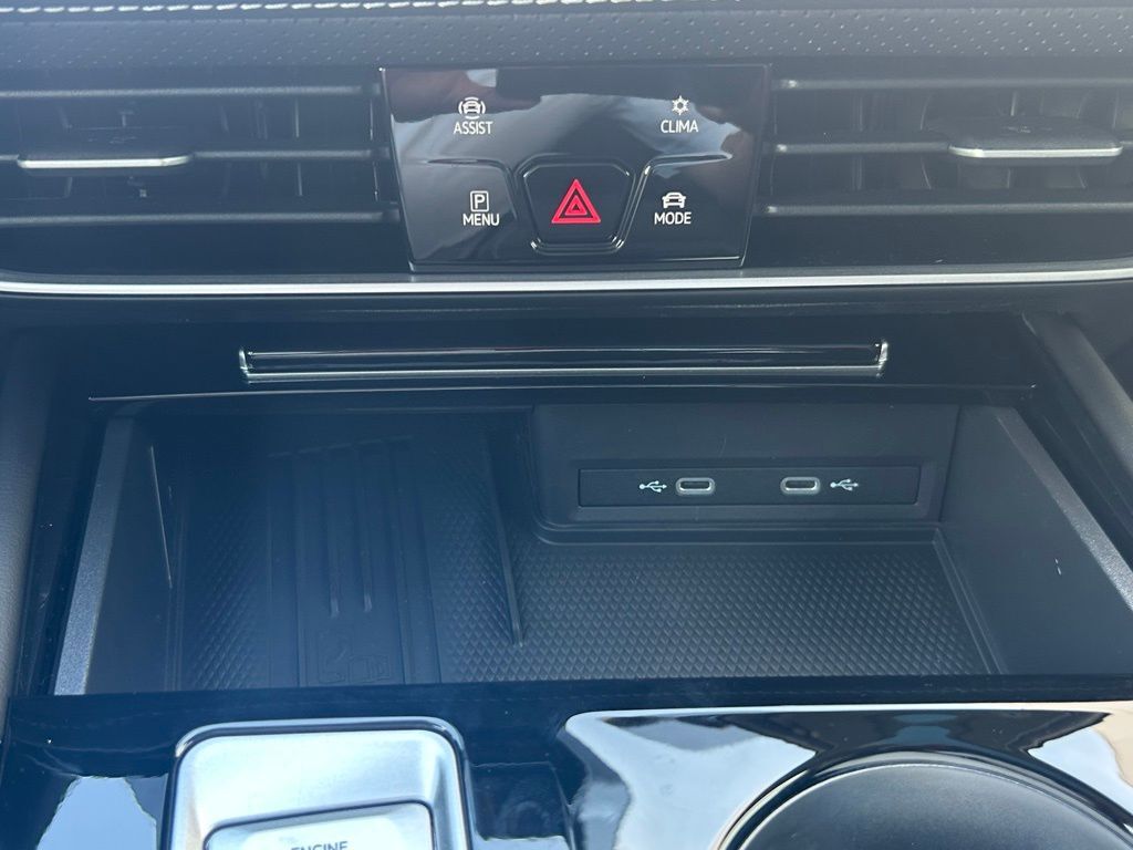 2025 Volkswagen Atlas 2.0T SEL Premium R-Line Tampa FL