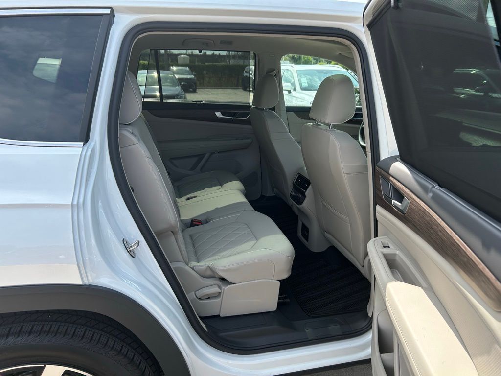 2025 Volkswagen Atlas 2.0T SEL Premium R-Line Tampa FL