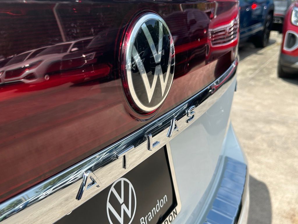 2025 Volkswagen Atlas 2.0T SEL Premium R-Line Tampa FL