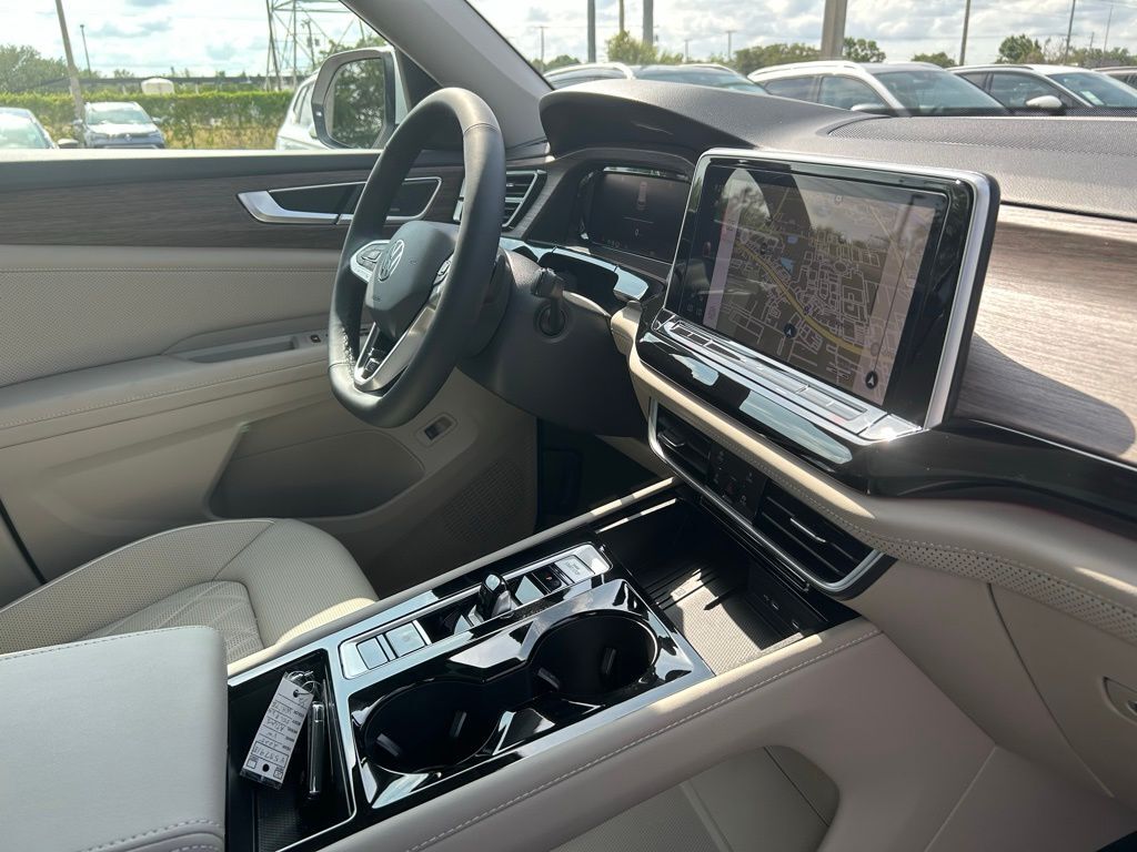 2025 Volkswagen Atlas 2.0T SEL Premium R-Line Tampa FL