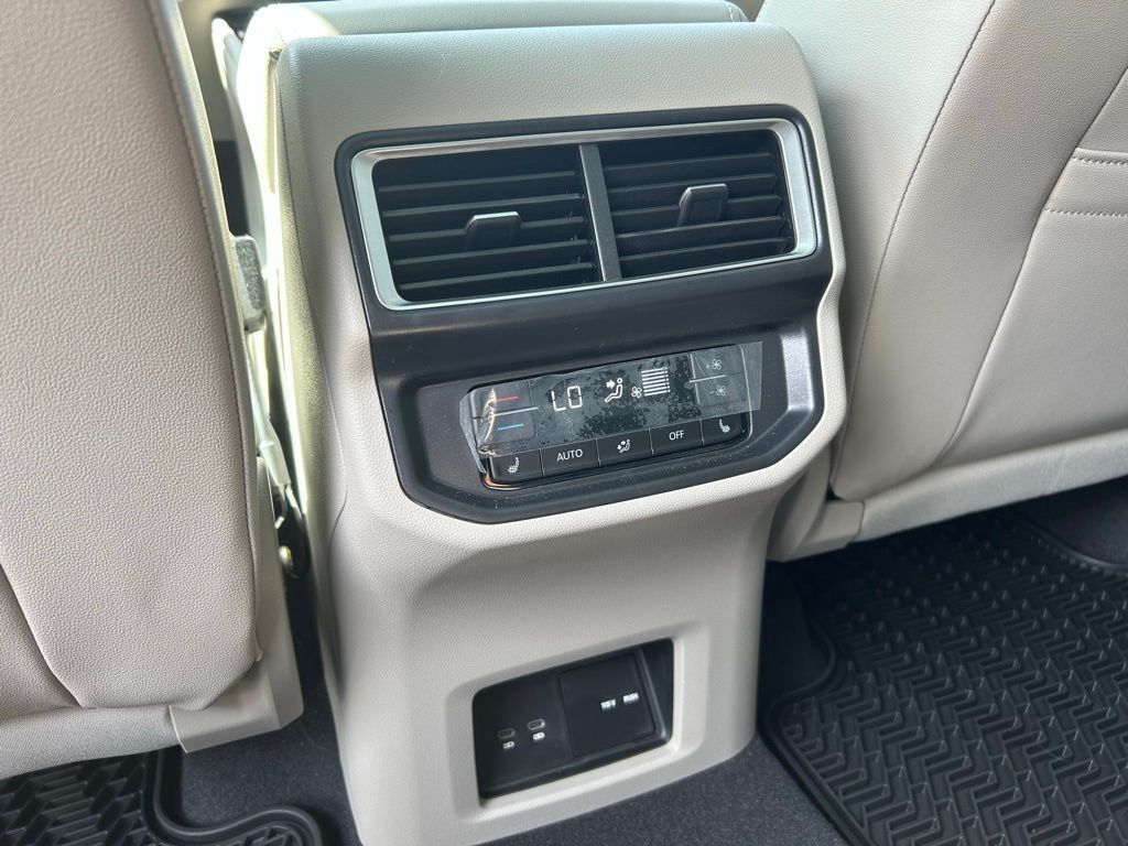 2025 Volkswagen Atlas 2.0T SEL Premium R-Line Tampa FL